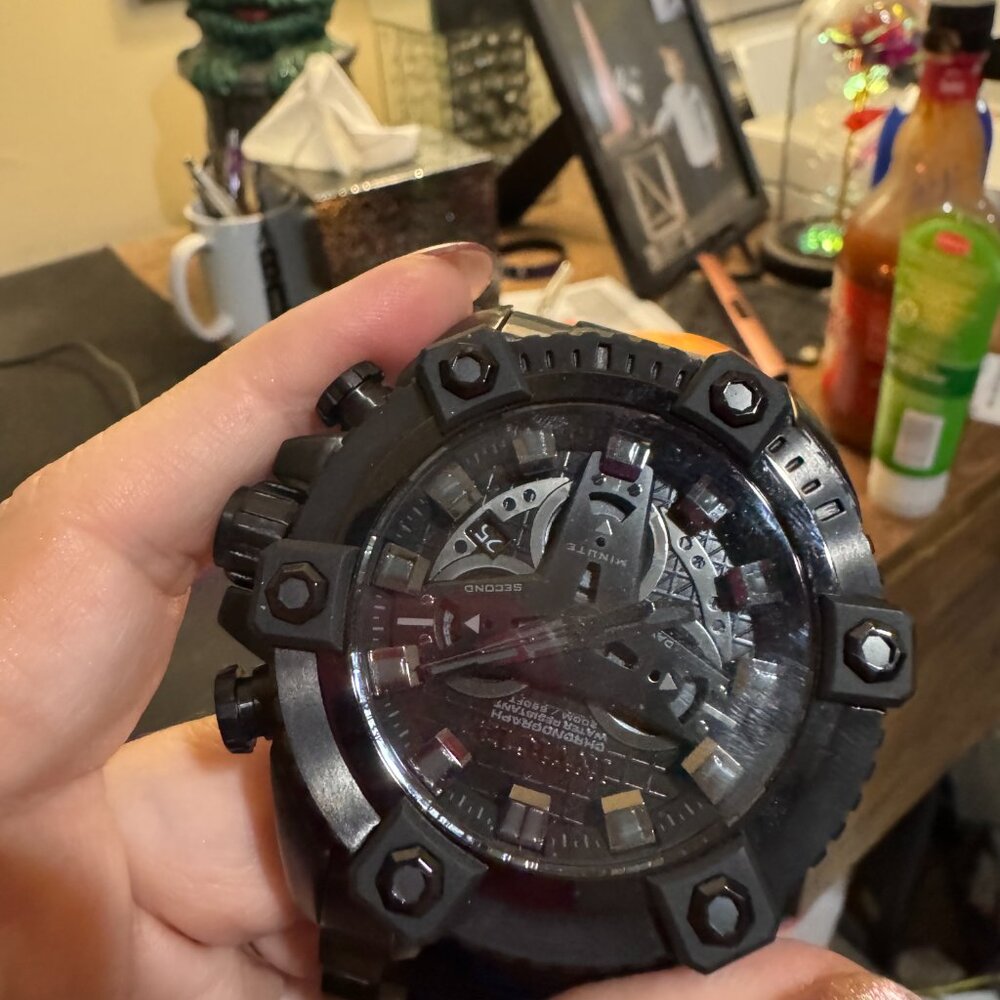 Invicta Model 24314 - Men's Watch Only worn once - Picture 3 of 7